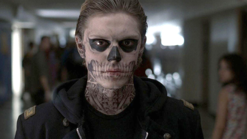 Cinema e TV - Conceituada revista americana afirma: "Asylum é a melhor temporada de American Horror Story"