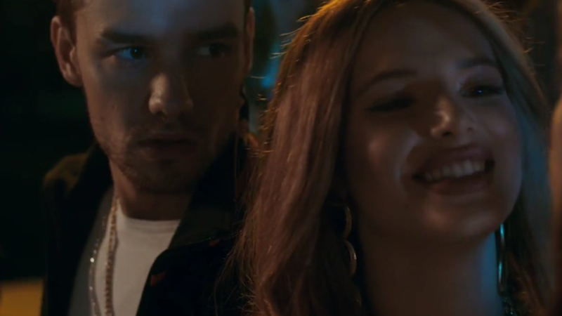 Música - Estrelado por Bella Thorne, Liam Payne lança o videoclipe de "Bedroom Floor"