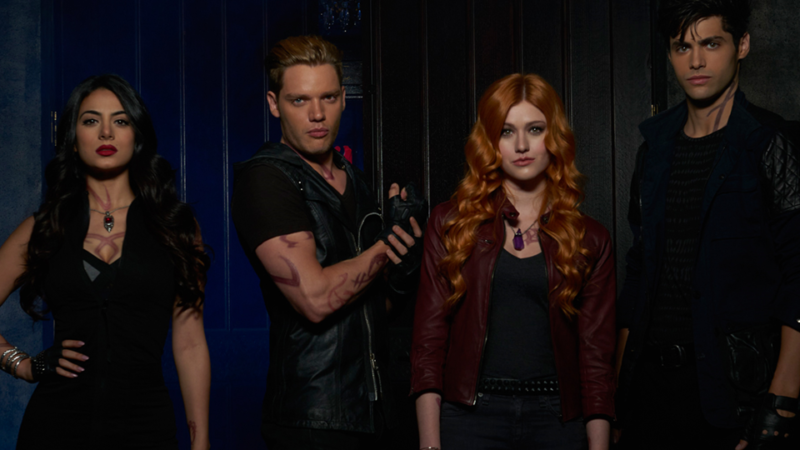 Cinema e TV - "Shadowhunters" é cancelada em sua terceira temporada