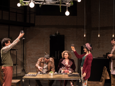 Teatro - "Pousada Refúgio" ganha prorrogação de temporada no Teatro Vivo