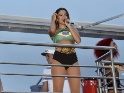 Música - Anitta encerra agenda de Carnaval em São Paulo com o bloco "Ressaca das Poderosas"