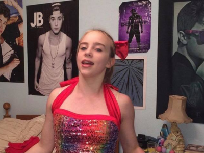 Música - Billie Eilish lança remix de "Bad Guy" com a participação de seu ídolo Justin Bieber