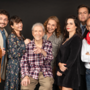 Premiação - "A Flor do Meu Bem Querer", de Juca de Oliveira, reabre a programação do Teatro Frei Caneca