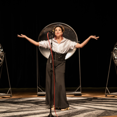 Teatro - Após vencer Prêmio Bibi Ferreira, Marisa Orth retorna com o monólogo "Bárbara" em São Paulo