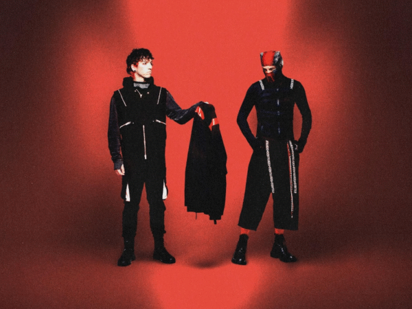 Destaque, Música - Twenty One Pilots está de volta com a enérgica "The Contract", primeiro single do álbum "Breach"