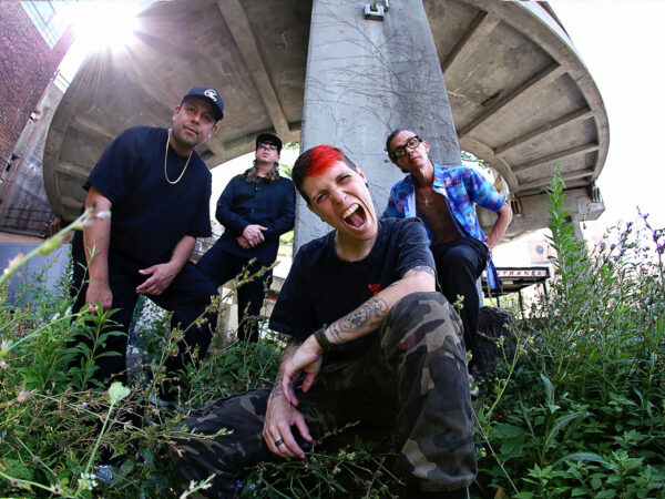 Destaque - The Red Jumpsuit Apparatus anuncia primeira apresentação no Brasil