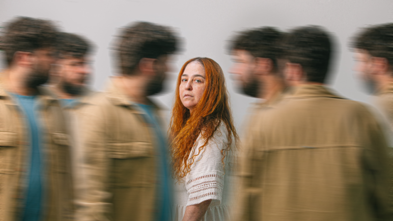 Teatro - Romance "A Pediatra", de Andréa Del Fuego, ganha versão teatral com Debora Lamm