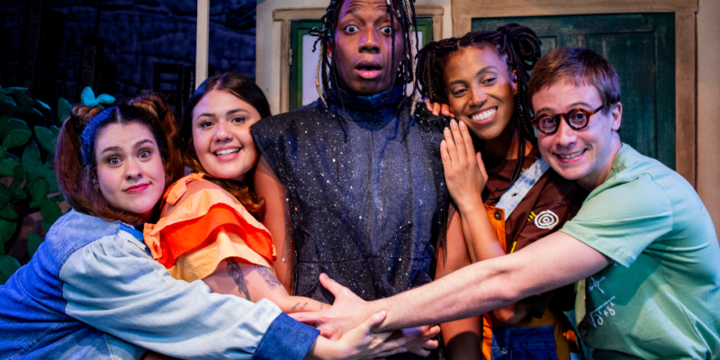 Destaque, Teatro - "Quando Anoitece" : espetáculo infantil que fala de diversidade e ancestralidade estreia no Sesc Bom Retiro