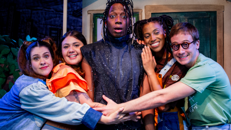 Teatro - "Quando Anoitece" : espetáculo infantil que fala de diversidade e ancestralidade estreia no Sesc Bom Retiro
