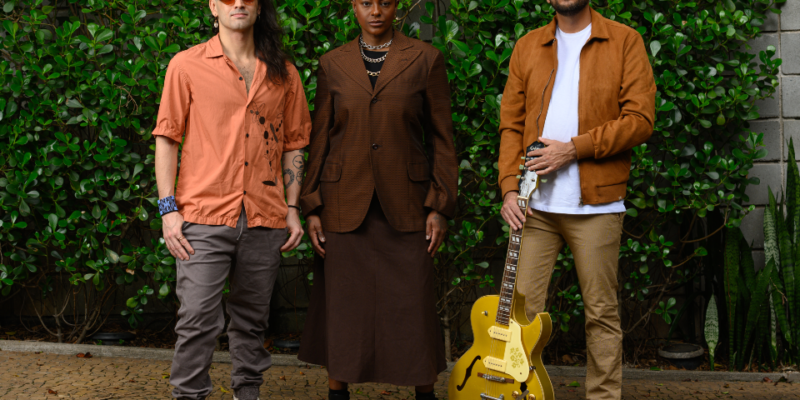 Música - Blues Macambúzio celebra Langston Hughes no espaço Centro da Terra, em São Paulo