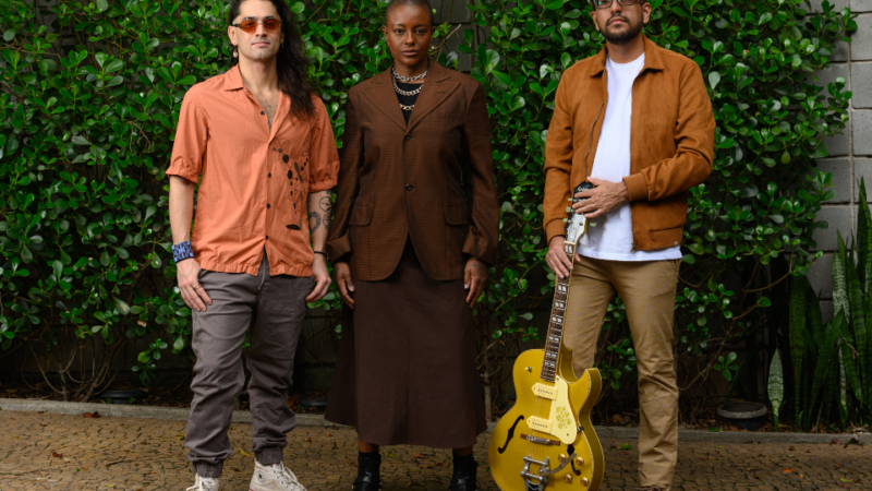 Música - Blues Macambúzio celebra Langston Hughes no espaço Centro da Terra, em São Paulo