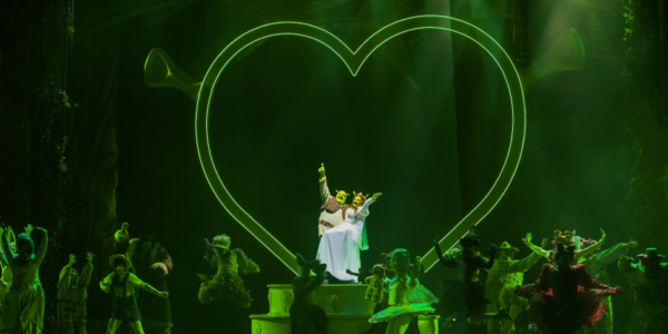 Destaque, Literatura - "Shrek – O Musical" entra nas últimas semanas em cartaz com patrocínio da Sem Parar