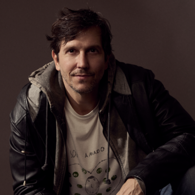 Destaque, Teatro - Vladimir Brichta estreia primeiro solo teatral com reflexão sobre paternidade e afeto